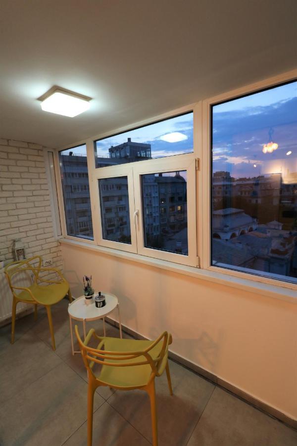 Serenity Heights Apartment: A Panoramic Haven Near Old Town - Free Minibar Bucareste Exterior foto