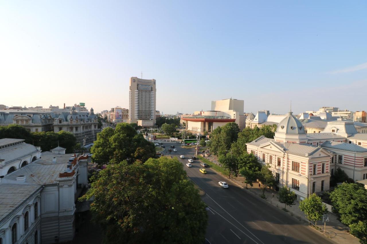 Serenity Heights Apartment: A Panoramic Haven Near Old Town - Free Minibar Bucareste Exterior foto